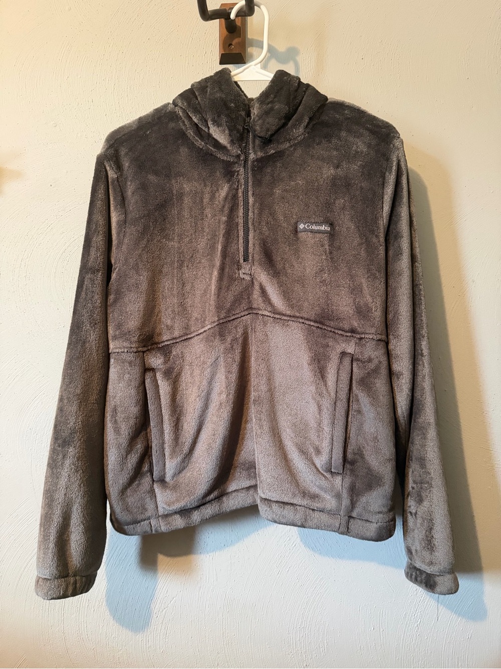 Columbia Women’s Dark Gray Plush Half-Zip Hooded Fleece Jacket